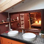 Bed & Breakfast L'oazis De Valence 3*
