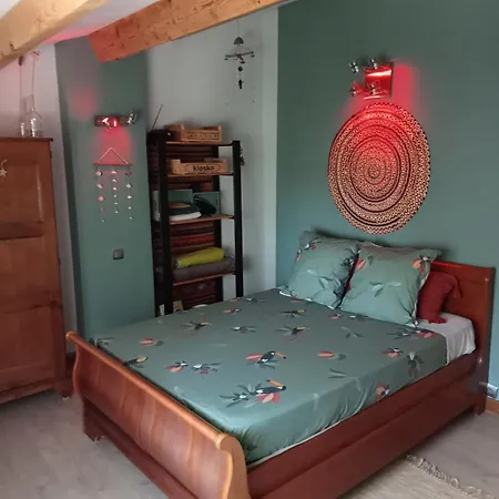 Bed and Breakfast L'oazis Malissard